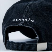 Cargar imagen en el visor de la galería, C Hand &quot;Hollywood&quot; 6 Panel Mezclilla Azul
